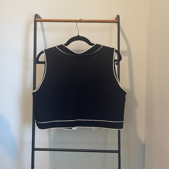 NWT Oak + Fort Button Up Soft Knit Vest - Picture 10 of 10